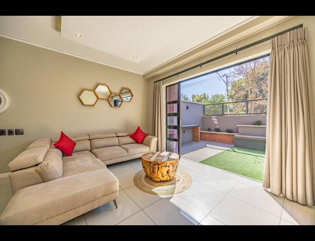 2 BEDROOM DUPLEX FOR SALE IN HAZELWOOD